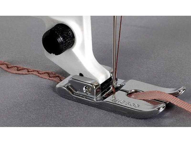 Лапка Husqvarna для пришивания шнура (ко всем моделям) 412989845