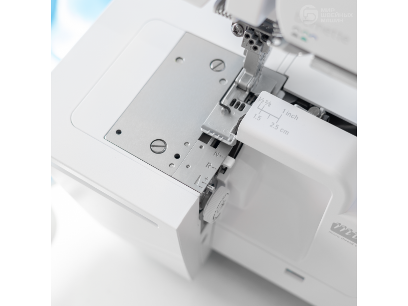 Коверлок Bernina Bernette Airlock b68 SE