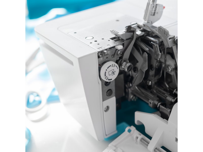 Коверлок Bernina Bernette Airlock b68 SE