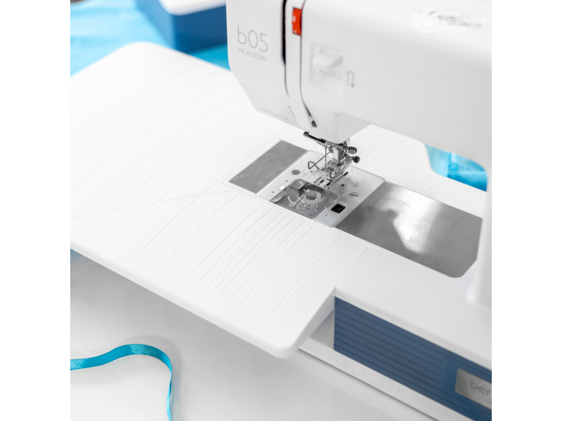 Швейная машина Bernina Bernette 05 ACADEMY