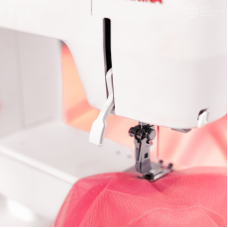 Швейная машина Bernina B335 обновленная