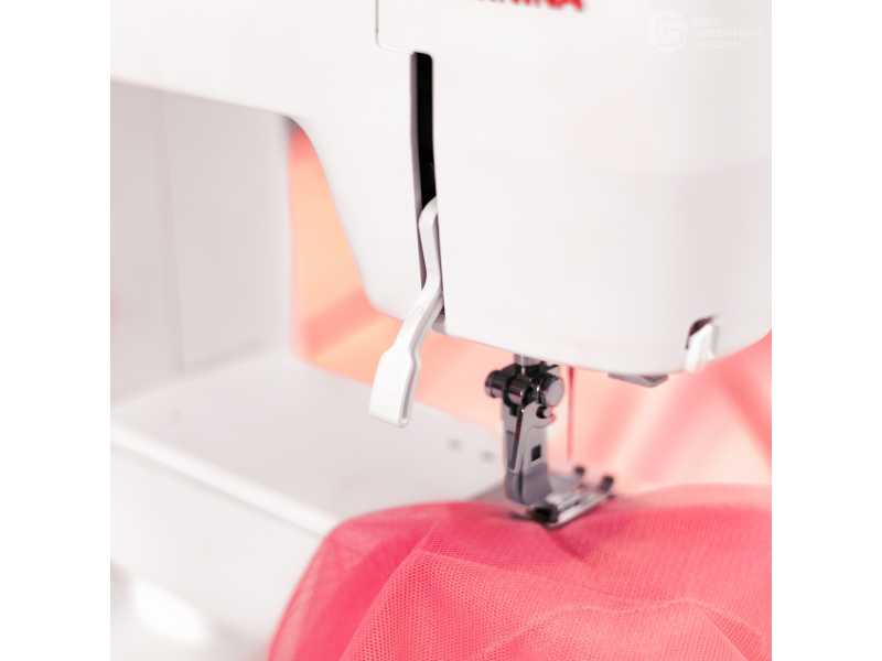 Швейная машина Bernina B335 обновленная