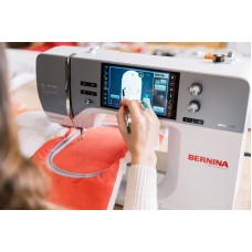 Швейно-вышивальная машина Bernina B770 QE PRO