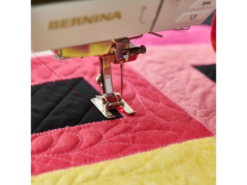 Швейная машина Bernina B790 PRO с вышивальным модулем