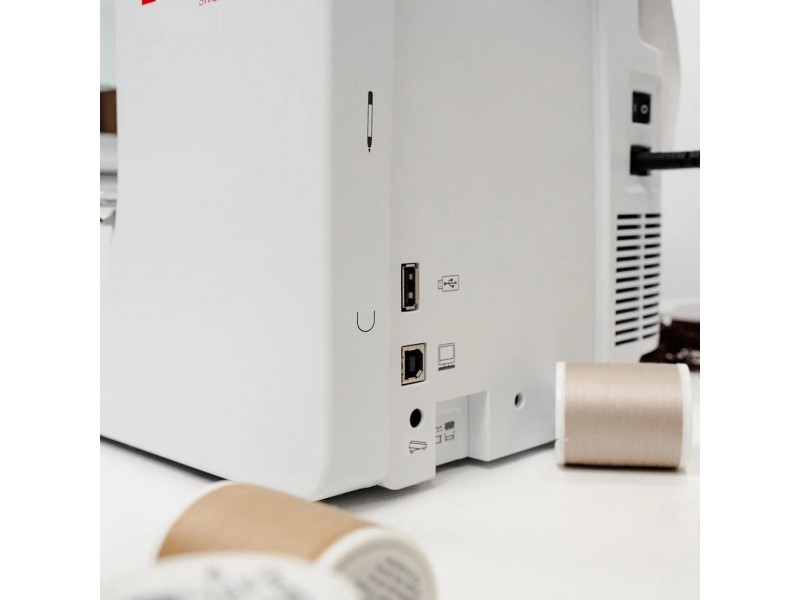 Швейная машина Bernina B790 PRO с вышивальным модулем
