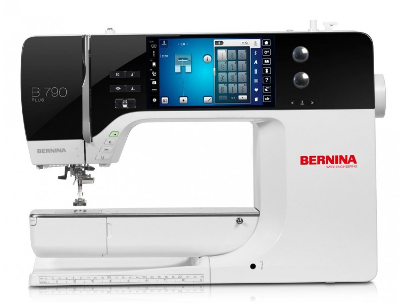 Швейная машина Bernina B790 Plus с вышивальным модулем