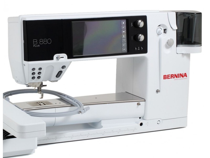 Швейная машина Bernina B880 Plus с вышивальным модулем