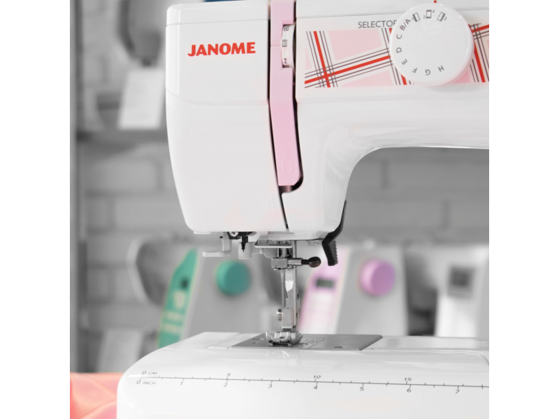 Швейная машина Janome SE 7515