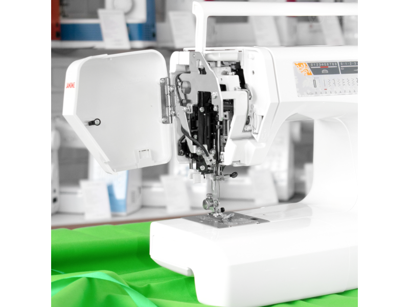 Швейная машина Janome ArtDecor 718A