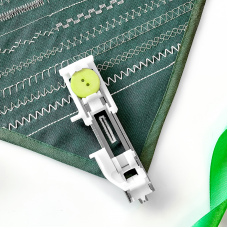 Швейная машина Janome ArtDecor 724E