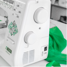 Швейная машина Janome ArtDecor 724E