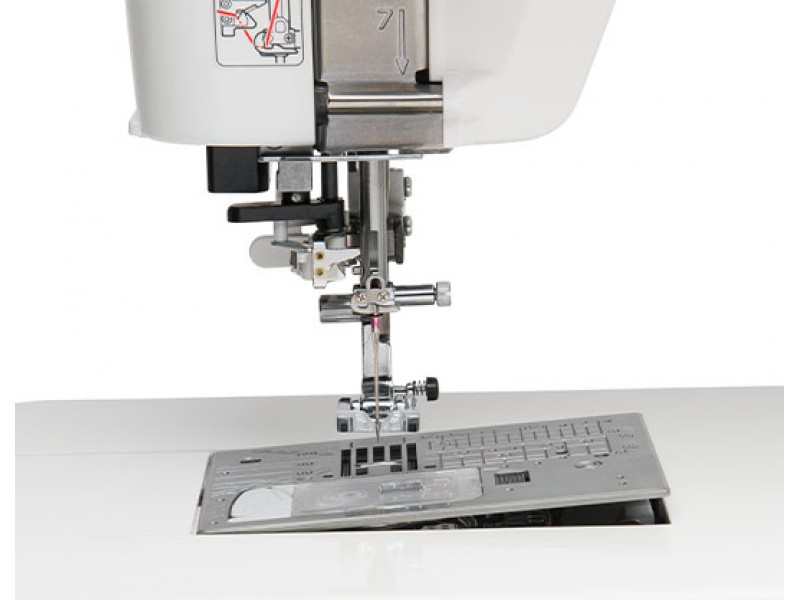 Швейная машина Janome CONTINENTAL M7 Professional