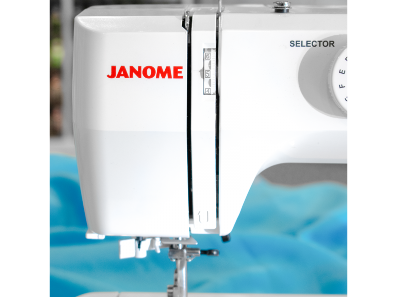 Швейная машина Janome V30 Escape