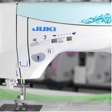 Швейная машина Juki QM-700 Quilt Majestic